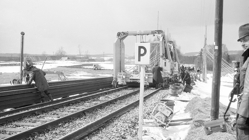 Bauarbeiten mit 086 201-1 - Bauarbeiten in Hildbrandsgrün - Foto: Roland Fraas, Neuenmarkt